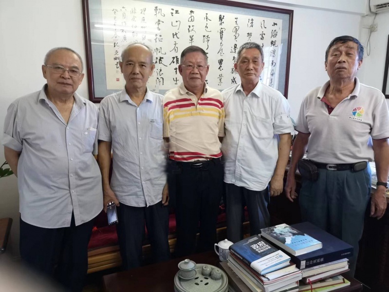 文件:奥域小组合照.jpg