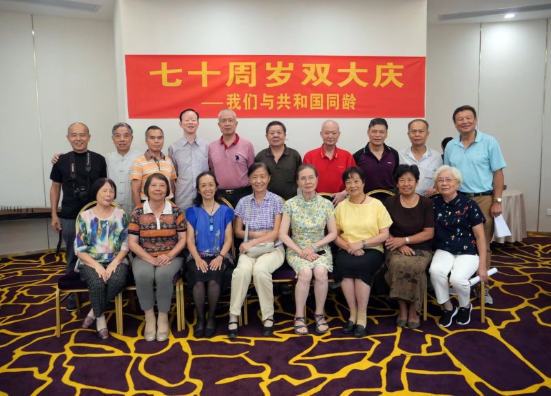 文件:唐胜铮活动照片5.jpg