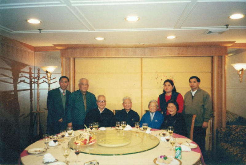 文件:古今多少事，都付谈笑中.png