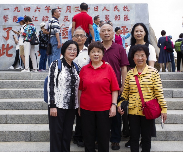 文件:参加活动的东纵后代照片（1）-1.jpg