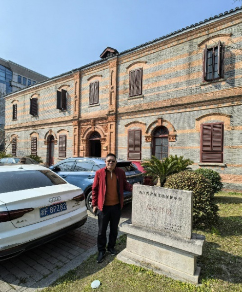 文件:寻访父辈抗战足迹2.jpg